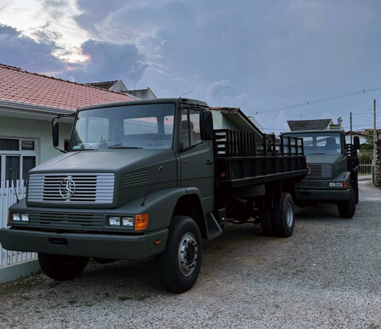 Caminhão Mecedes Benz 1418 1999 - Imagem 1
