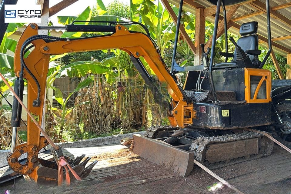 Mini-Escavadeira Semax SX15 2023 - Imagem 1
