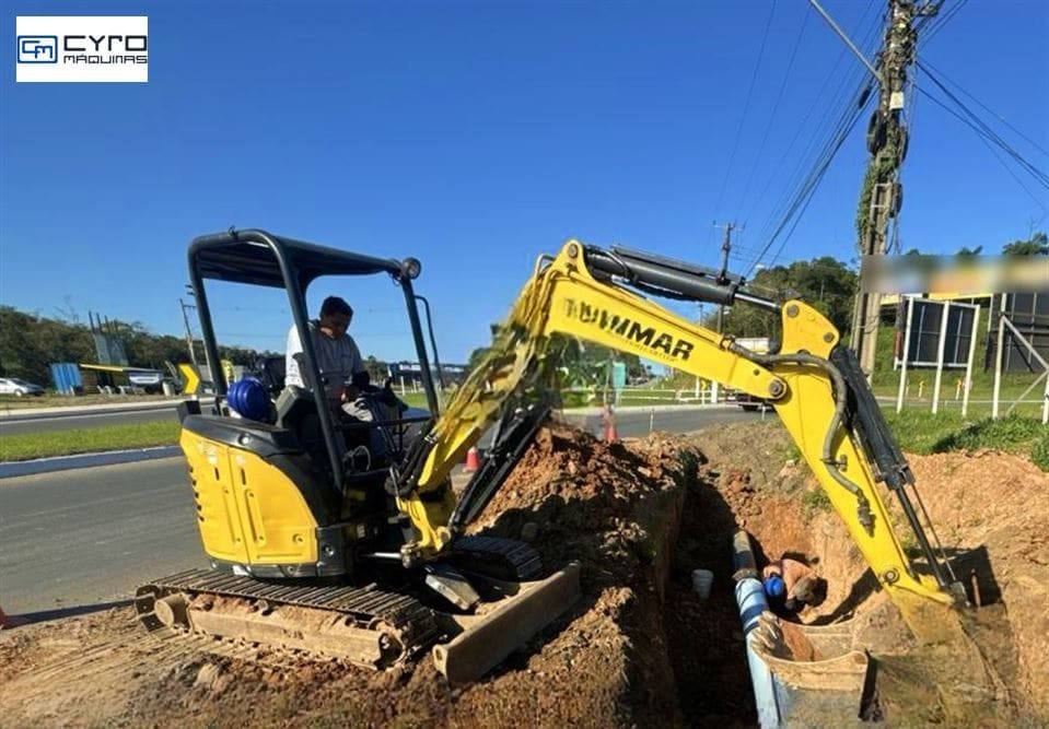 Mini-Escavadeira Yanmar Vio30 2021 - Imagem 1