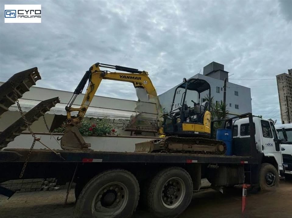 Mini-Escavadeira Yanmar Vio30 2021 - Imagem 3