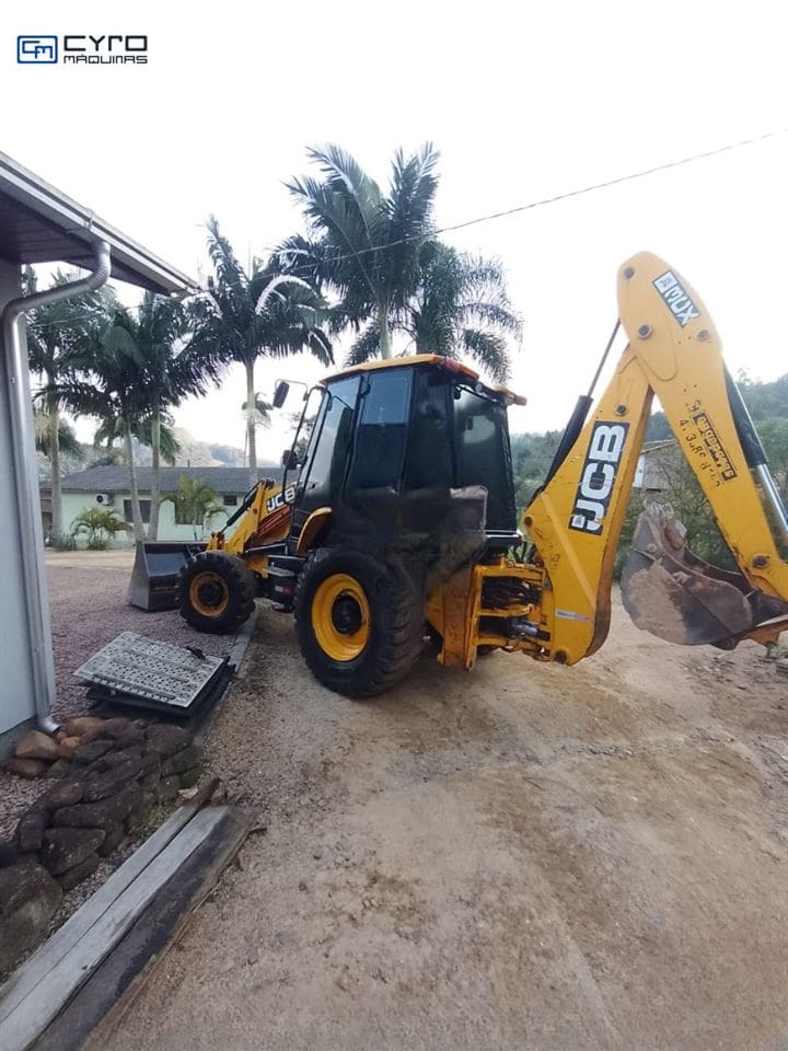 Retro Escavadeira JCB 3CX 2019 - Imagem 4