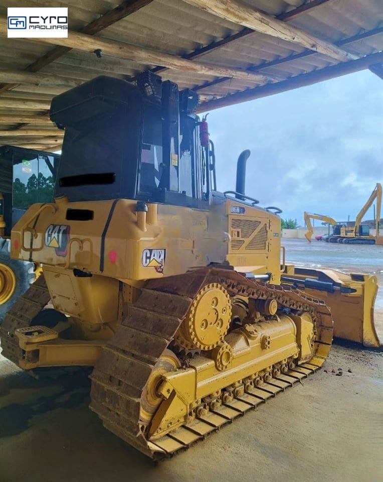 Trator de Esteira Caterpillar D6N 2013 - Imagem 1