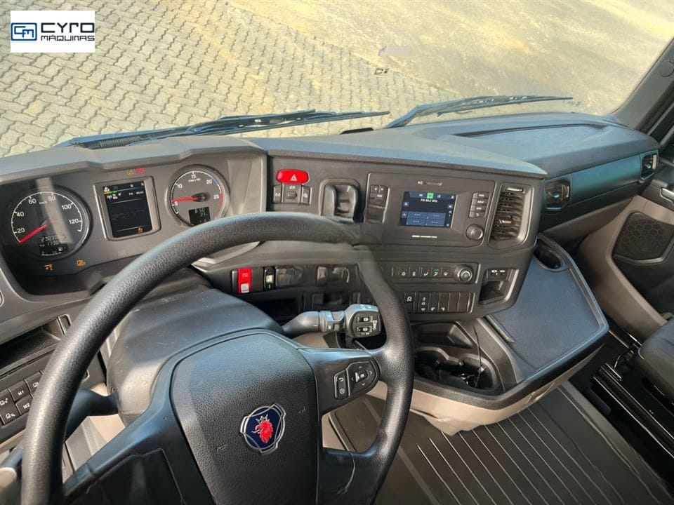 Caminhão Scania R-450 A 6x2 2p (diesel)(E5) 2023 - Imagem 2