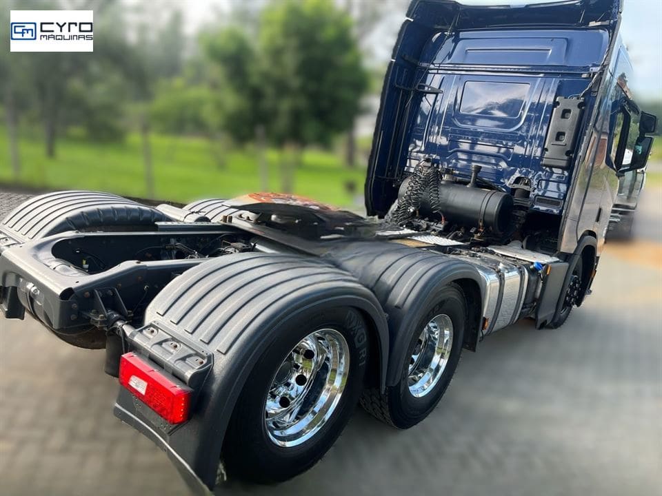 Caminhão Scania R-450 A 6x2 2p (diesel)(E5) 2023 - Imagem 3
