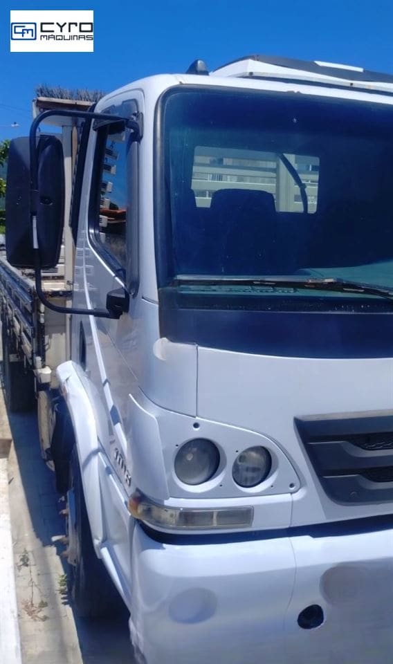 Caminhão Mercedes-Benz Accelo 1016 2p (Diesel) (E5) 2012 - Imagem 2