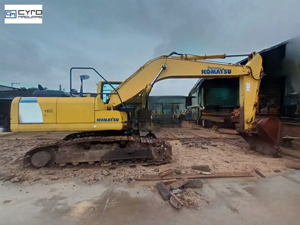 Escavadeira Komatsu PC200 2011 - Imagem 1