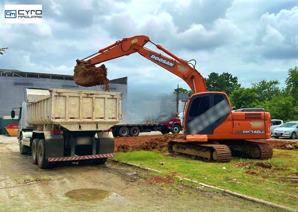 Escavadeira Doosan DX140LC 2013 - Imagem 2