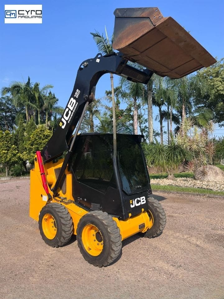 Mini-Carregadeira JCB 155 Eco 2014 - Imagem 6