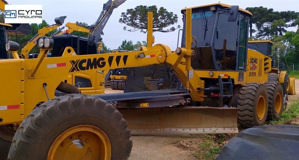 Motoniveladora XCMG GR1803BR 2024 - Imagem 1