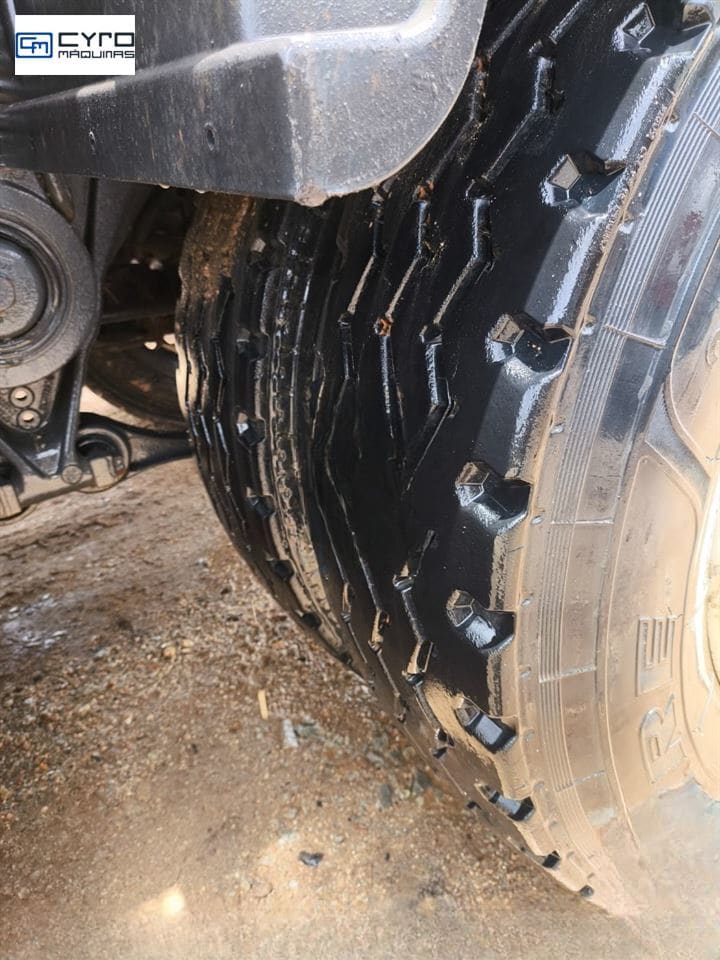 Caminhão Volvo FMX 500 6x4 2p (Diesel) (E5) 2015 - Imagem 6