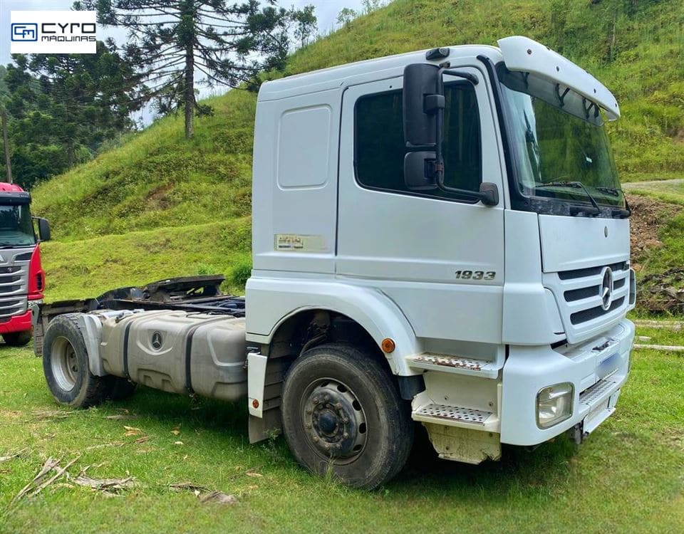 Caminhão Mercedes-Benz Axor 1933 S 2p (diesel) 2008 - Imagem 2