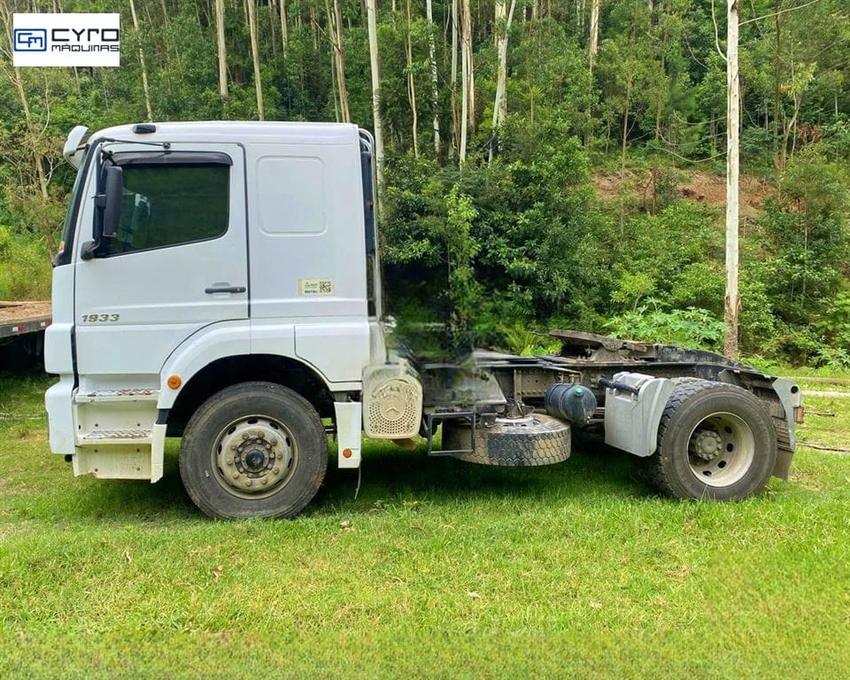 Caminhão Mercedes-Benz Axor 1933 S 2p (diesel) 2008 - Imagem 3