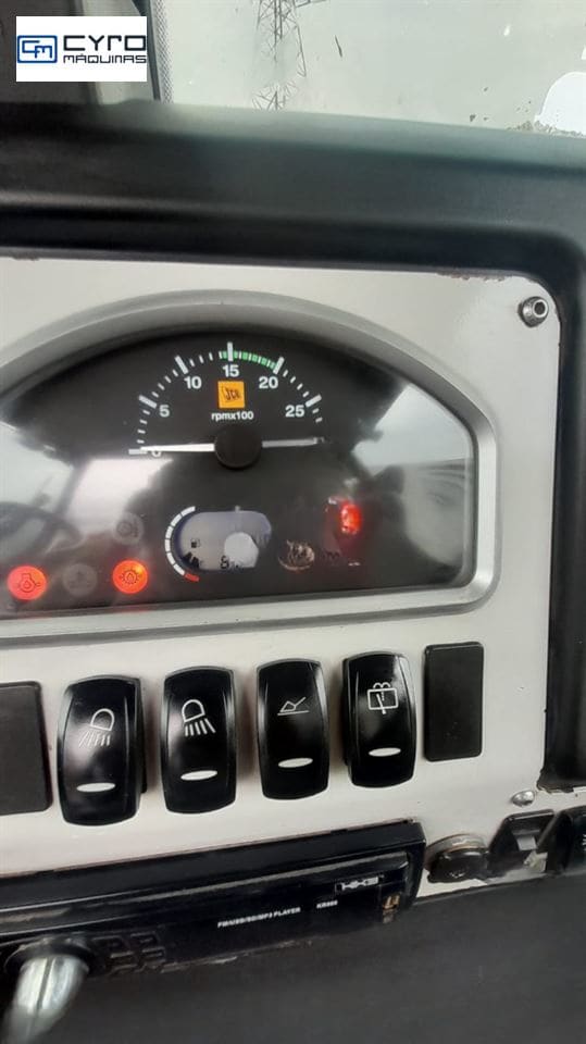 Retro Escavadeira JCB 3CX 2019 - Imagem 6