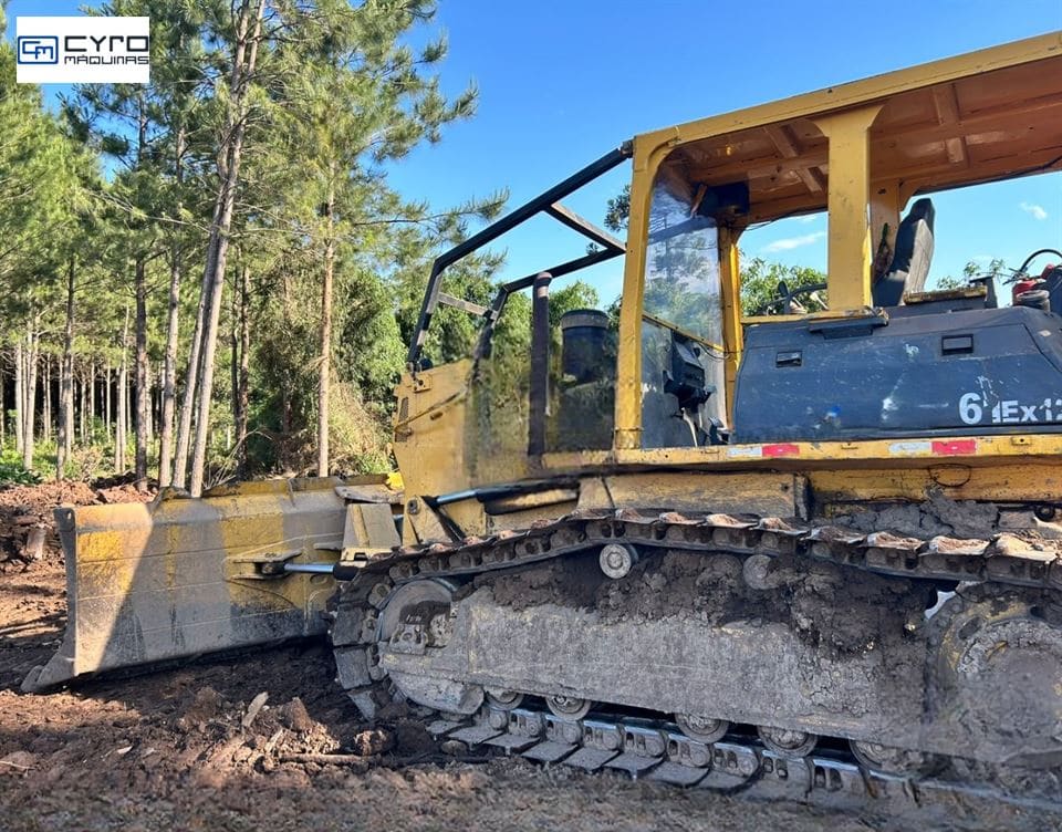 Trator de Esteira Komatsu D61-EX 2003 - Imagem 2