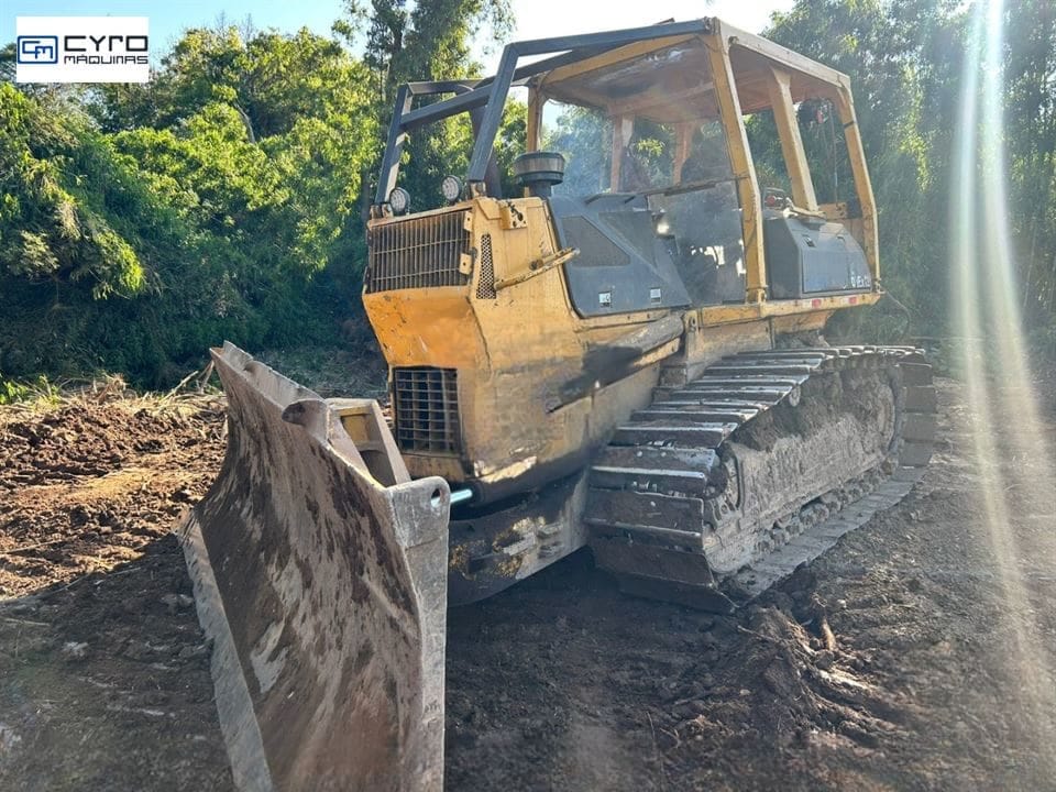 Trator de Esteira Komatsu D61-EX 2003 - Imagem 3
