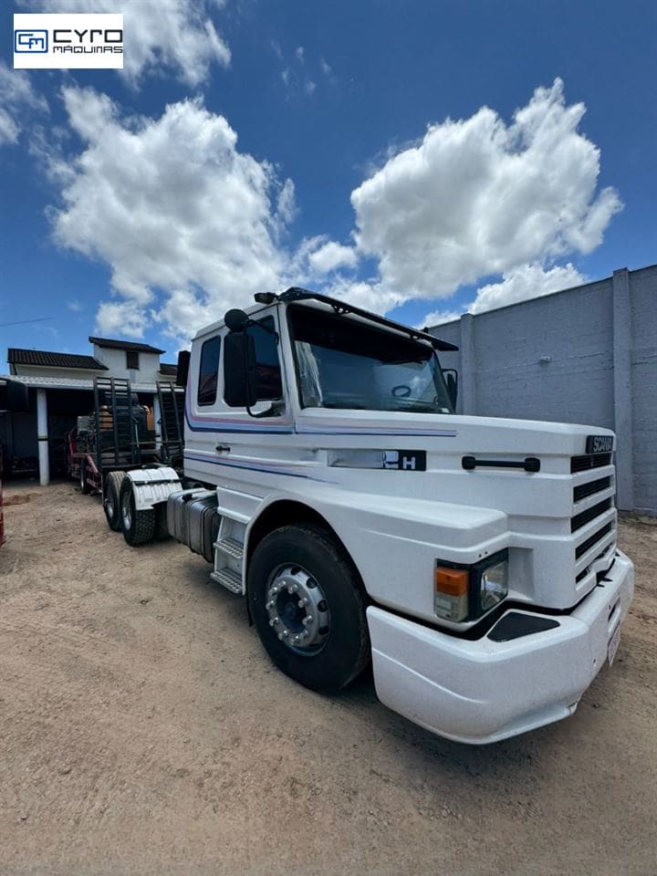 Caminhão Scania T-112 HW 360 6x2 2p (diesel) 1982 - Imagem 1