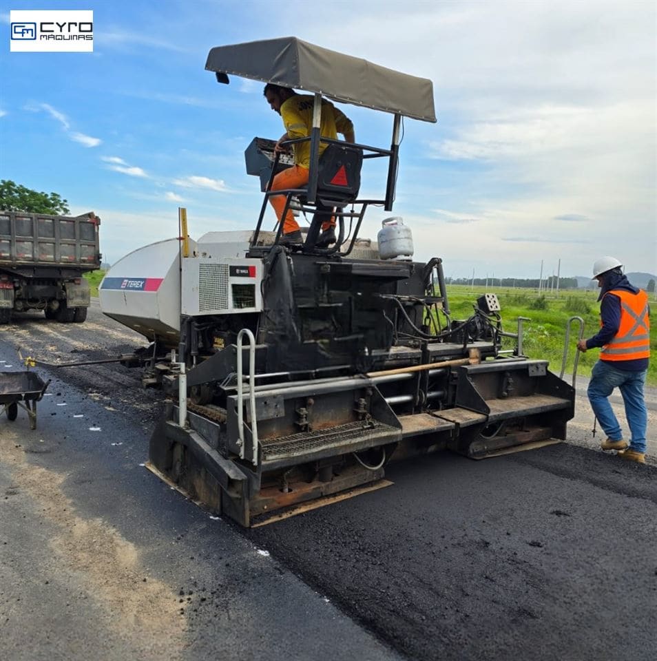 VibroAcabadora Terex VDA 700 2009 - Imagem 2