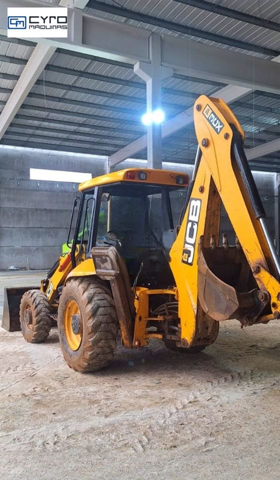 Retro Escavadeira JCB 3CX 2009 - Imagem 3