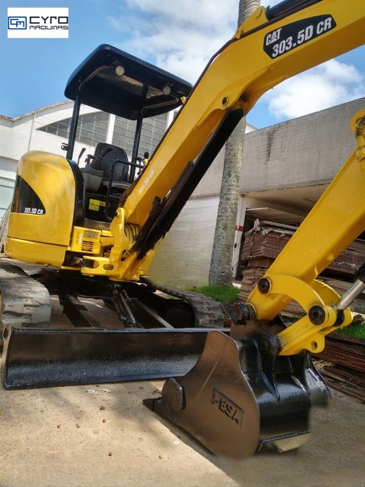 Mini-Escavadeira Caterpillar 303.5D 2011 - Imagem 6