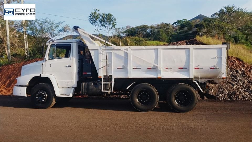 Caminhão Mercedes-Benz L-2325 6X4 3-Eixos 2p (diesel) 1999 - Imagem 3