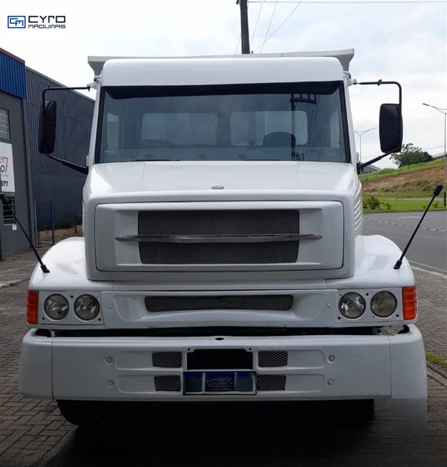Caminhão Mercedes-Benz L-2325 6X4 3-Eixos 2p (diesel) 1999 - Imagem 4