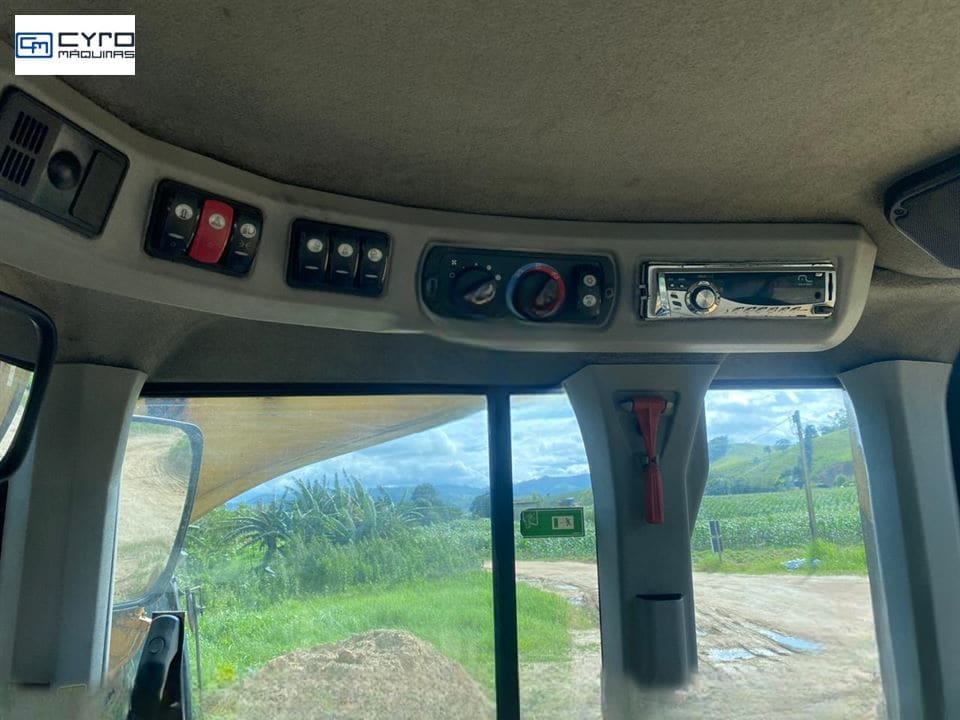 Pá Carregadeira Caterpillar 930K 2015 - Imagem 7
