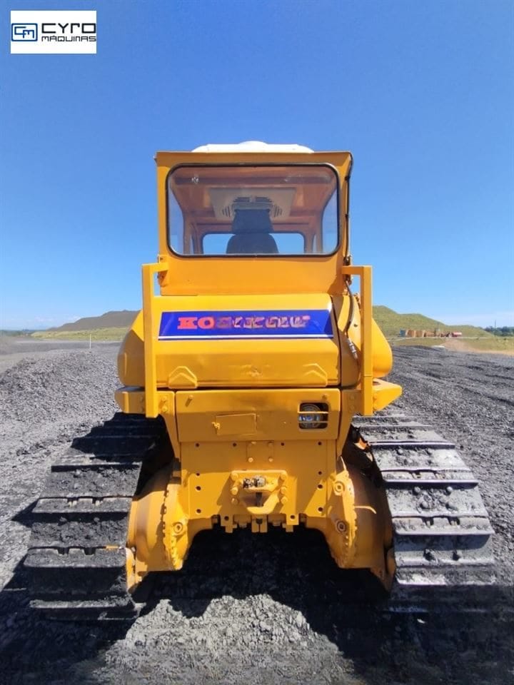 Trator de Esteira Komatsu D65 1986 - Imagem 3