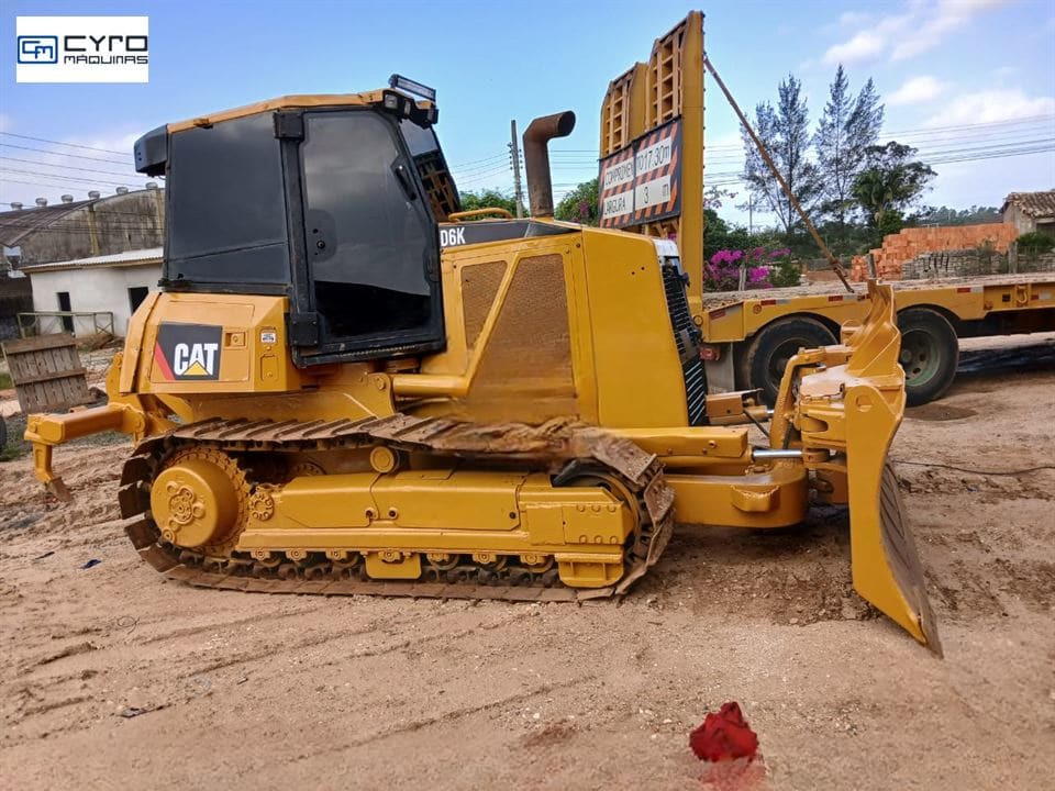 Trator de Esteira Caterpillar D6K 2008 - Imagem 4