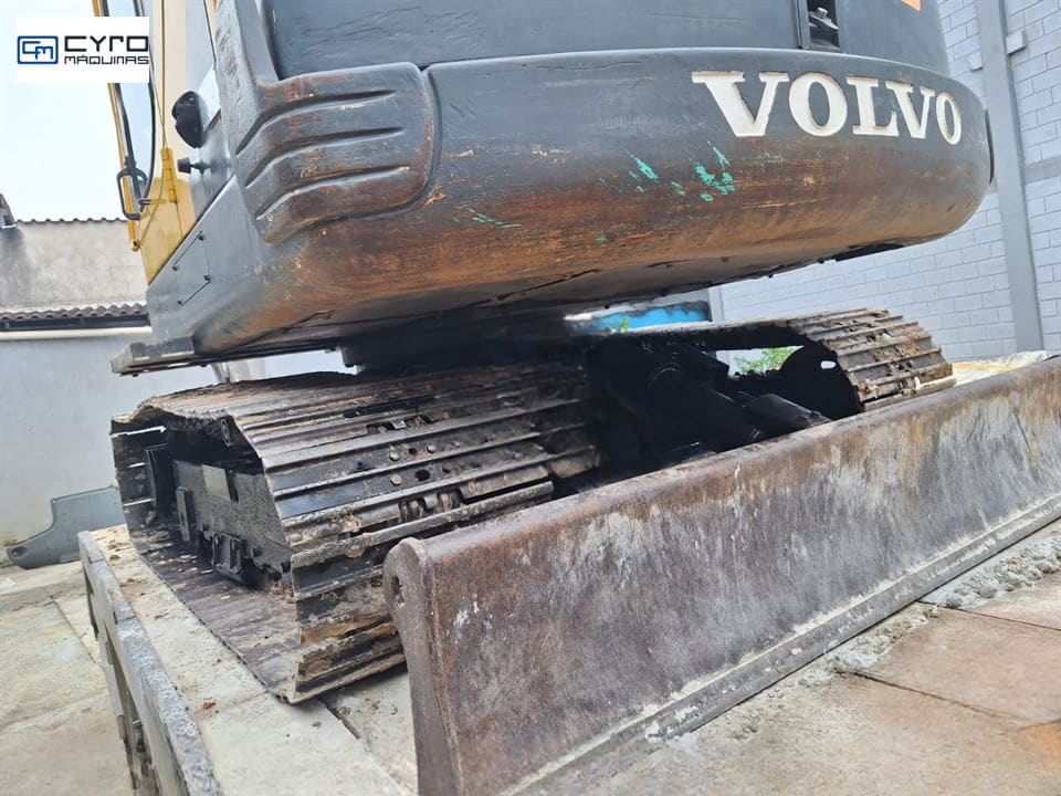 Mini-Escavadeira Volvo EC55B 2014 - Imagem 5