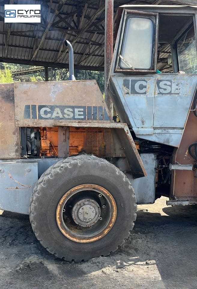 Pá Carregadeira Case W20B 1986 - Imagem 2