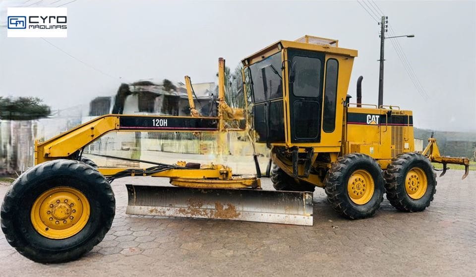 Motoniveladora Caterpillar 120H 1997 - Imagem 6