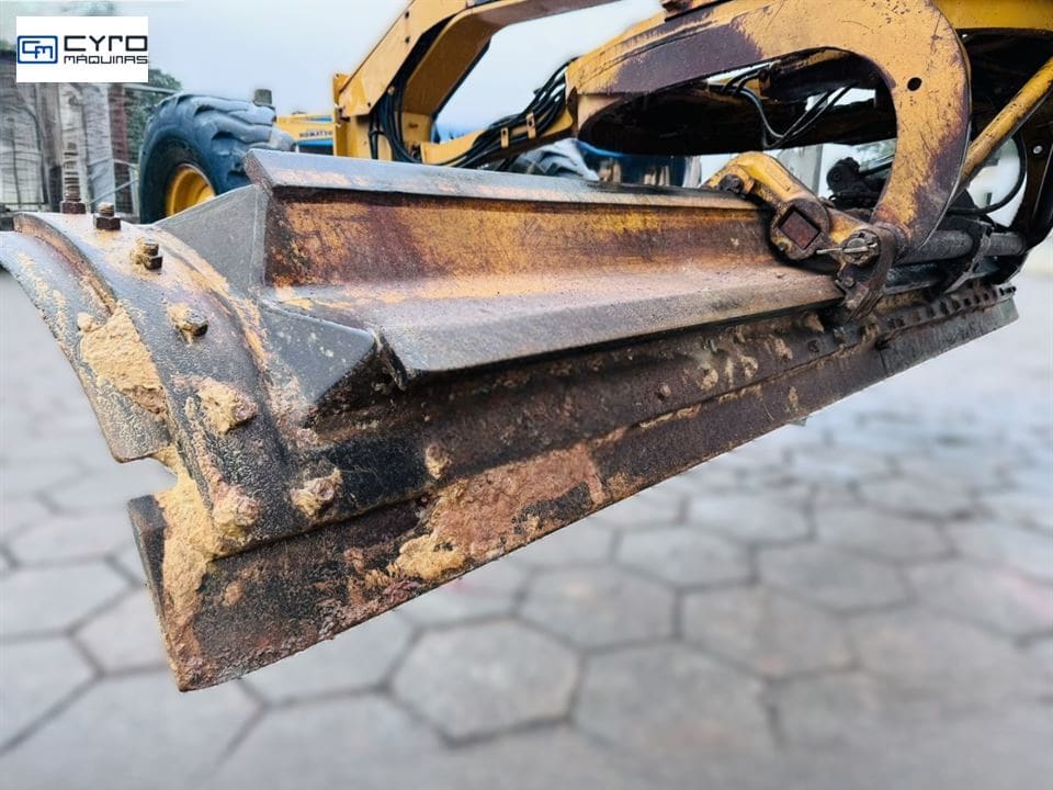 Motoniveladora Caterpillar 120H 1997 - Imagem 8