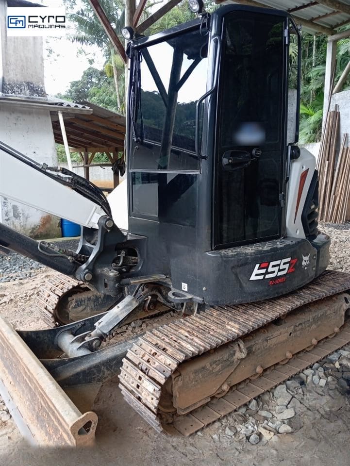 Mini-Escavadeira Bobcat E55Z 2023 - Imagem 4