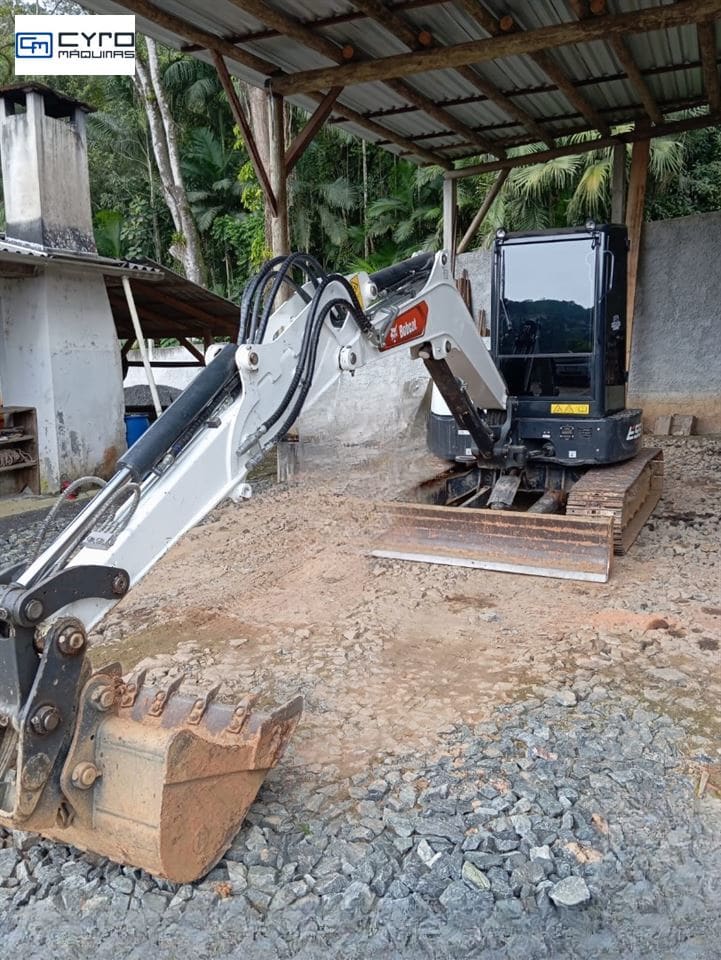 Mini-Escavadeira Bobcat E55Z 2023 - Imagem 7