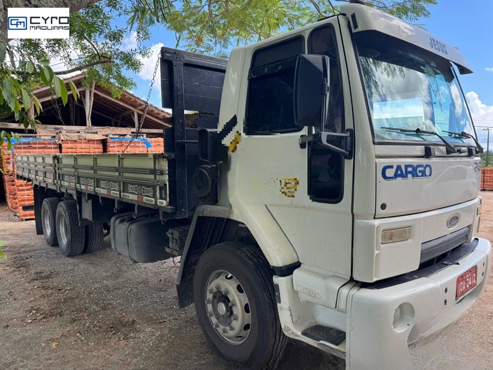 Caminhão Ford CARGO 2422/ 2422 E 3-Eixos 2p (diesel) 2007 - Imagem 2