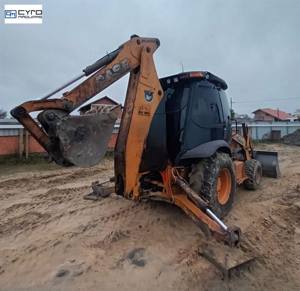 Retro Escavadeira Case 580N 2016 - Imagem 6