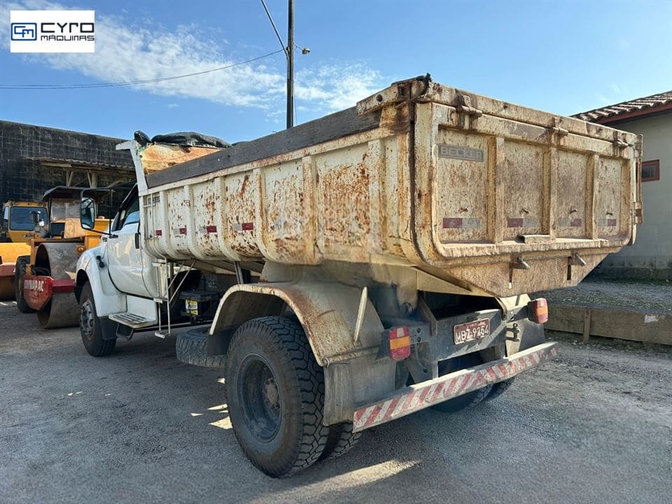 Caminhão Ford F-14000 2p (diesel) 2003 - Imagem 3