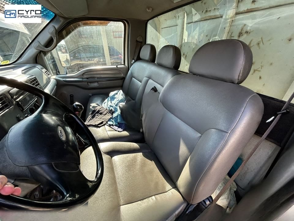 Caminhão Ford F-14000 2p (diesel) 2003 - Imagem 5