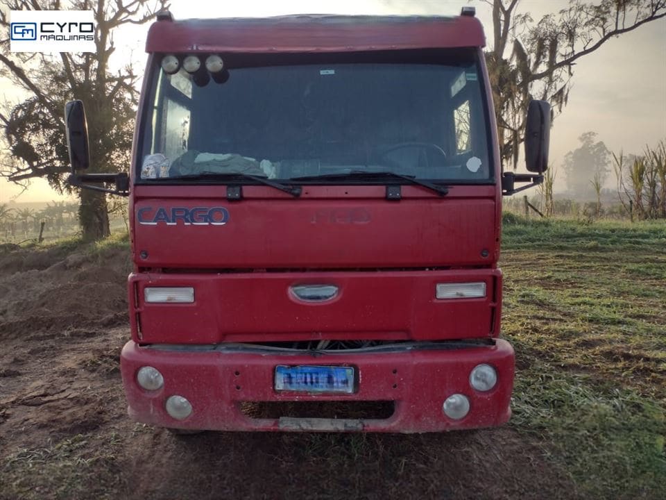 Caminhão Ford CARGO 1622 T 3-Eixos 2p (diesel) 2002 - Imagem 7