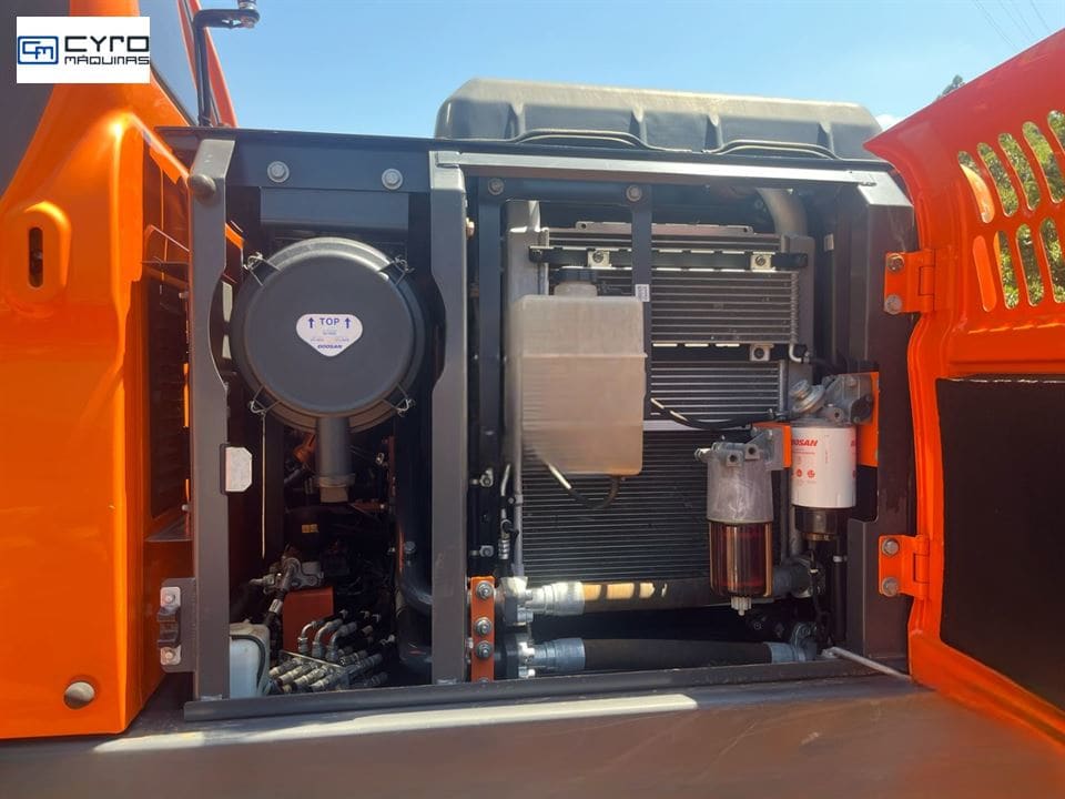 Escavadeira Doosan DX140LC 2018 - Imagem 6