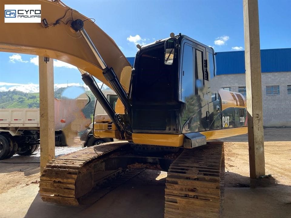 Escavadeira Caterpillar 320D 2009 - Imagem 2