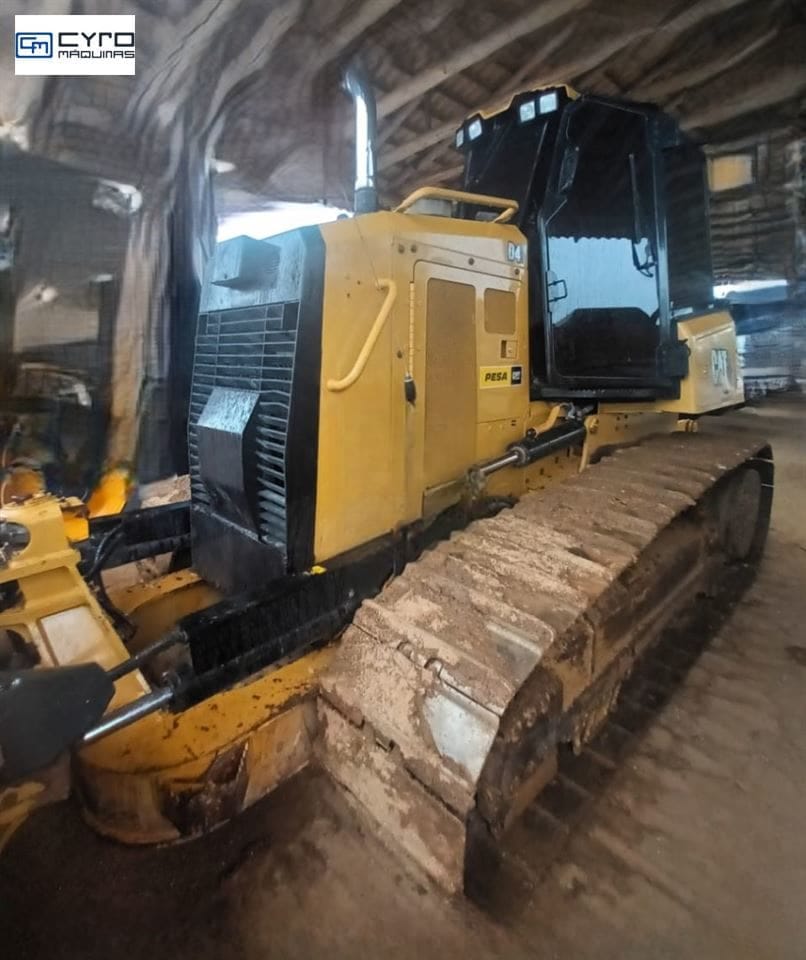 Trator de Esteira Caterpillar D4 2021 - Imagem 1