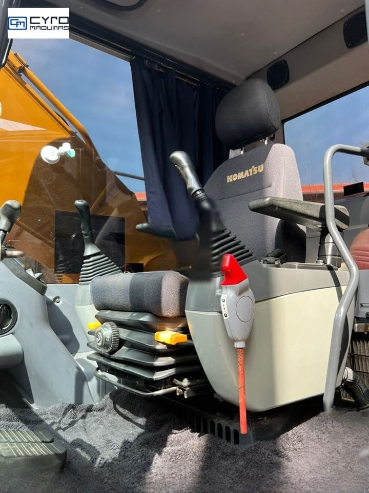 Escavadeira Komatsu PC200 2018 - Imagem 5