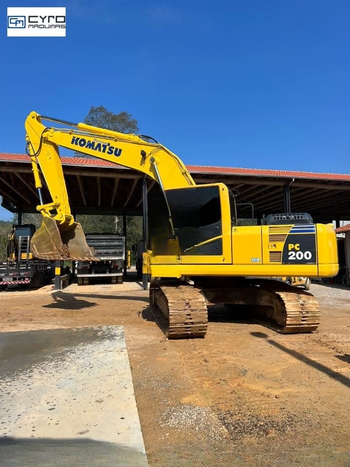 Escavadeira Komatsu PC200 2018 - Imagem 6