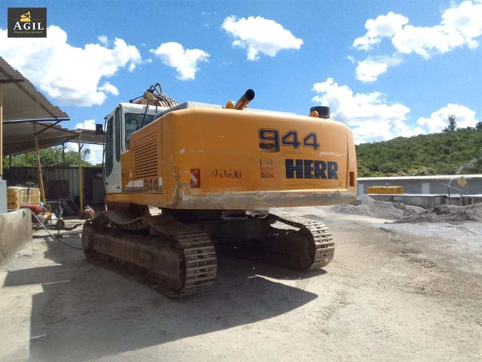 Escavadeira Liebherr 944 B 2017 - Imagem 4
