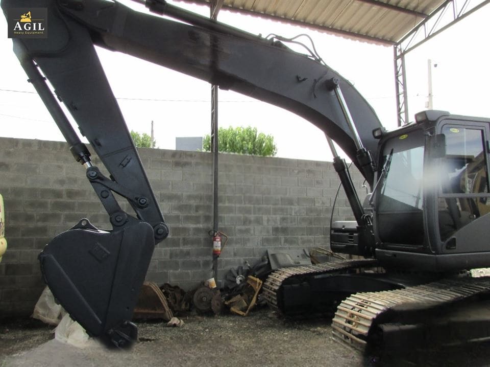 Escavadeira Caterpillar 320D 2011 - Imagem 1