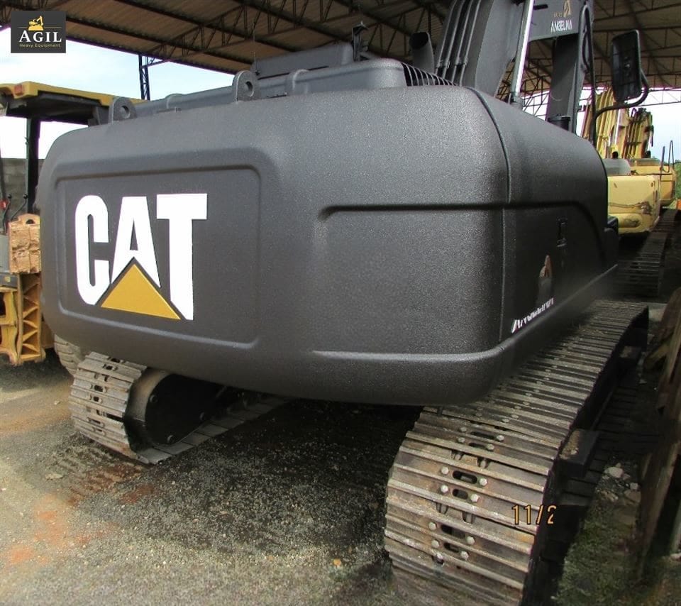 Escavadeira Caterpillar 320D 2011 - Imagem 6