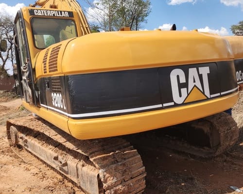 Escavadeira Caterpillar 320CL 05/05 - Imagem 3