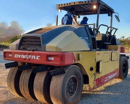 Rolo compactador Dynapac CP274 14/14 - Imagem 1