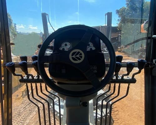 Motoniveladora New Holland RG 170B 18/18 - Imagem 5